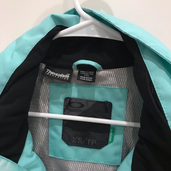 Oakley Jackets & Coats Oakley Womens Ski Jacket Poshmark
